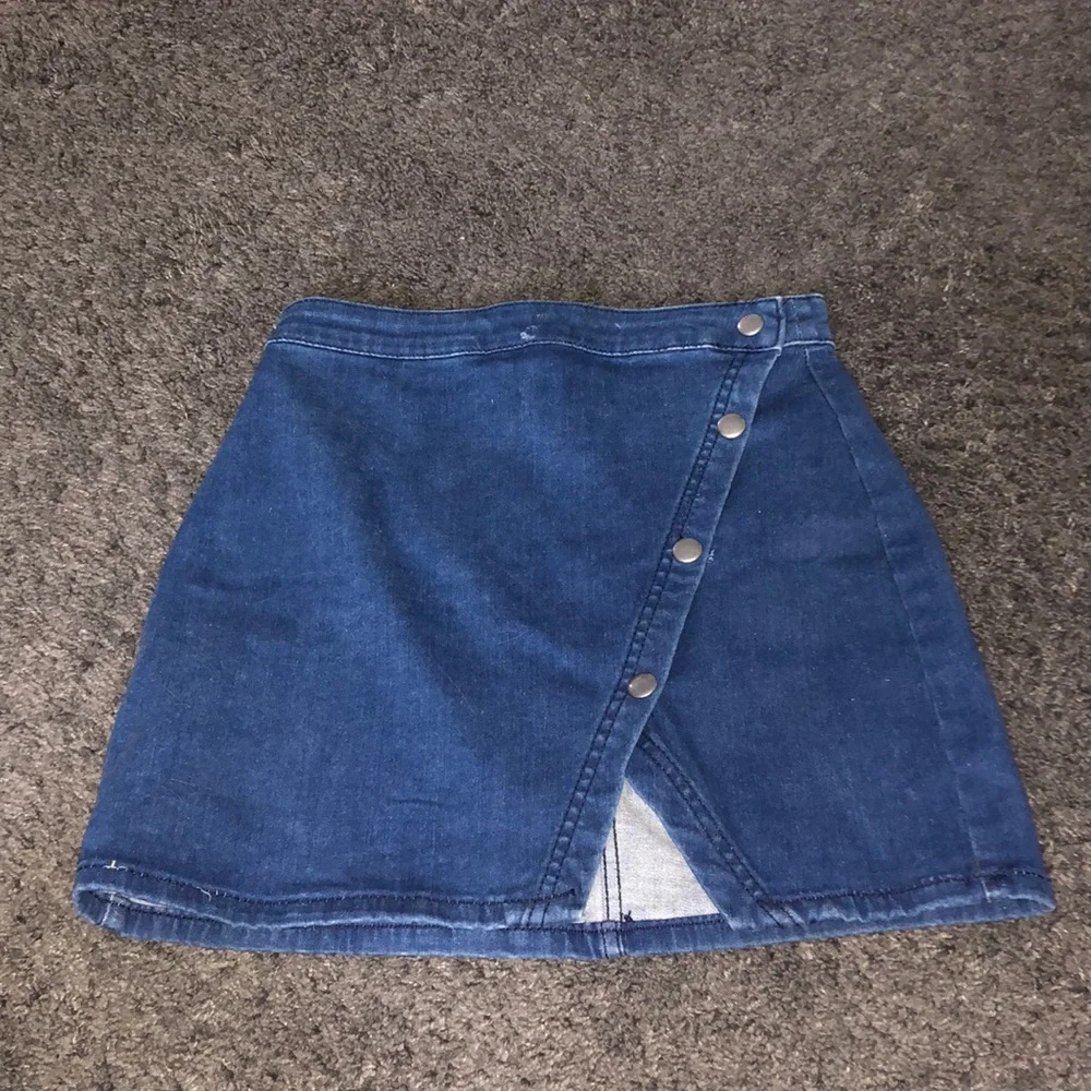 Button Skirt - Picture 1 of 2